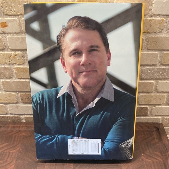 Like New Hardcover The Return by Nicholas Sparks - Picture 2 of 3